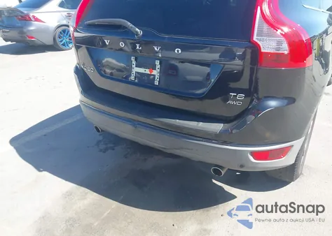 2011 Volvo Xc60 T6/T6 R-Design z USA, uszkodzony, nr VIN YV4902DZ3B2186777